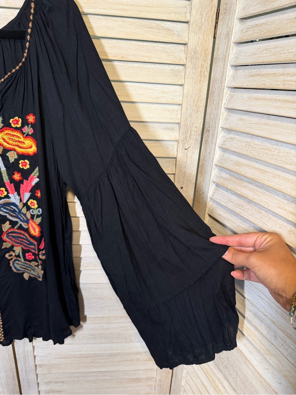 Solitaire Embroidered Blouse - Picture 2 of 7